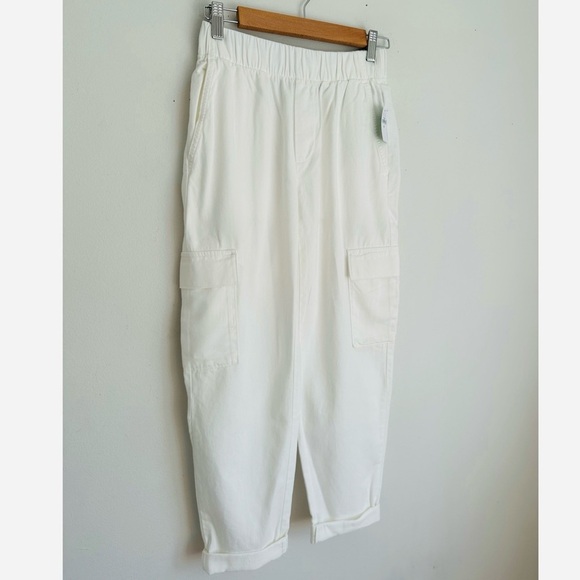 NWT • Gap • Mid Rise Twill Cargo Pants in New Off White - Picture 7 of 11